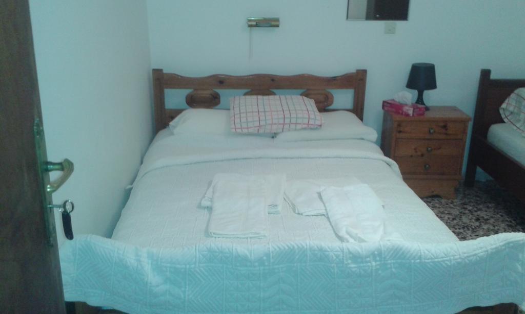 Manoleas Rooms To Let Leonídion Oda fotoğraf